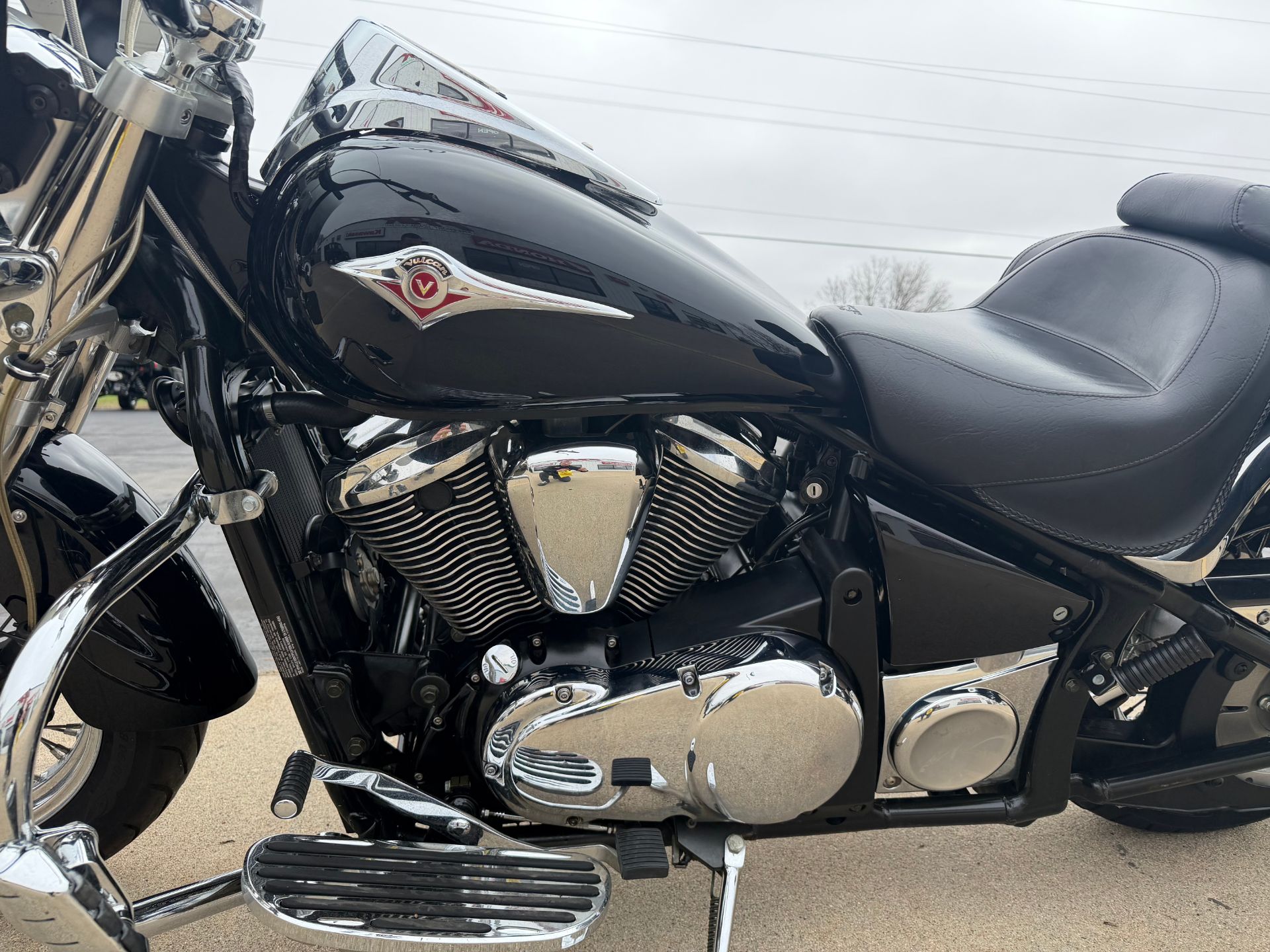 2006 Kawasaki VULCAN 900 CLASSIC in Freeport, Illinois - Photo 6