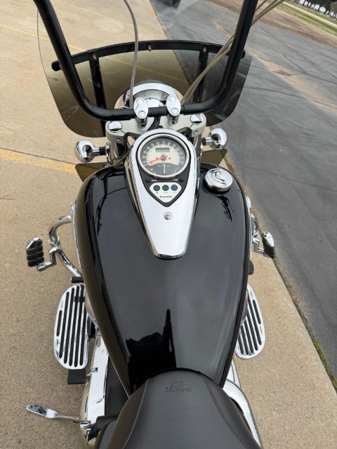2006 Kawasaki VULCAN 900 CLASSIC in Freeport, Illinois - Photo 17