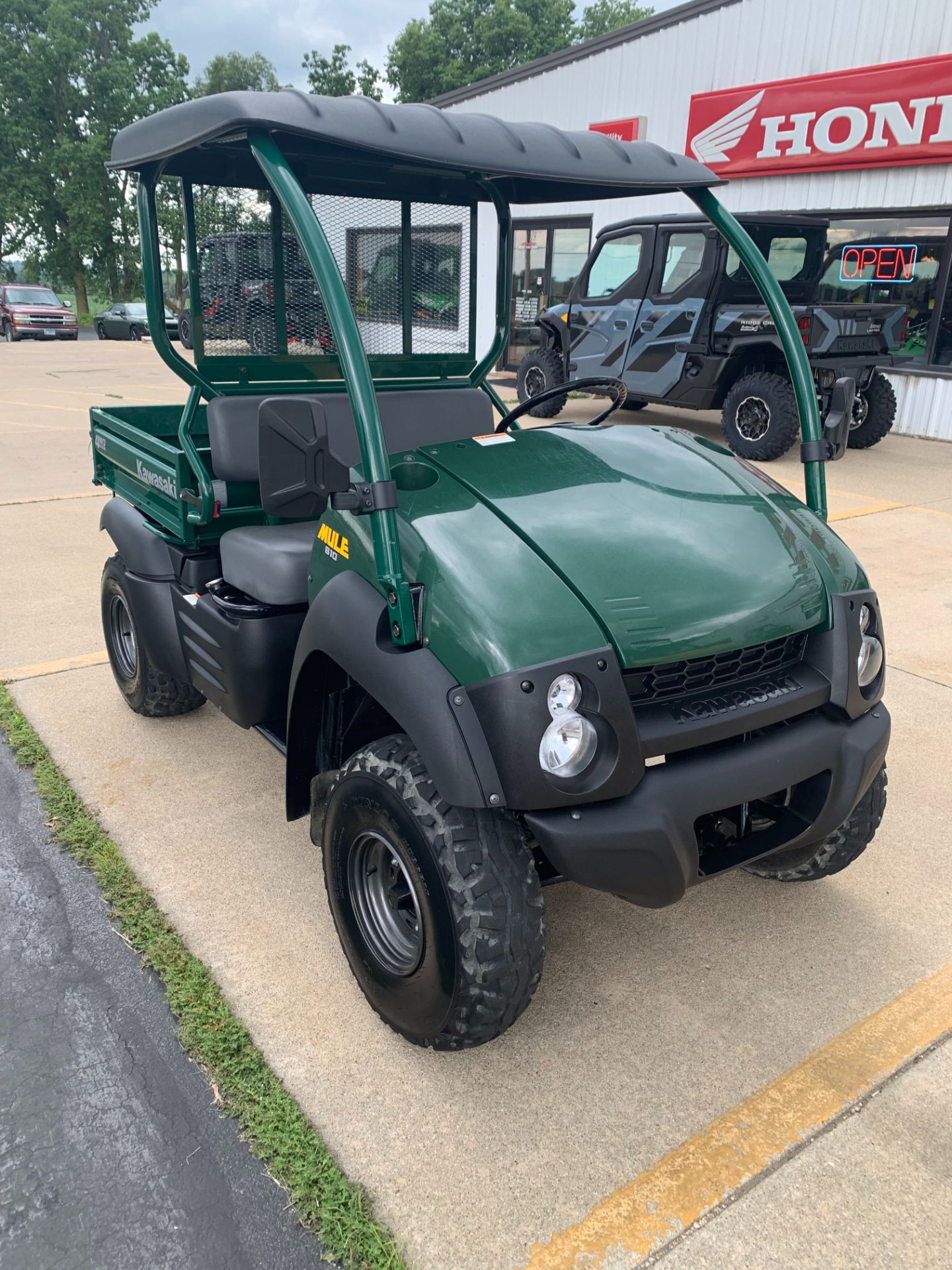 2007 Kawasaki KAF400 610 MULE 4X4 in Freeport, Illinois - Photo 6