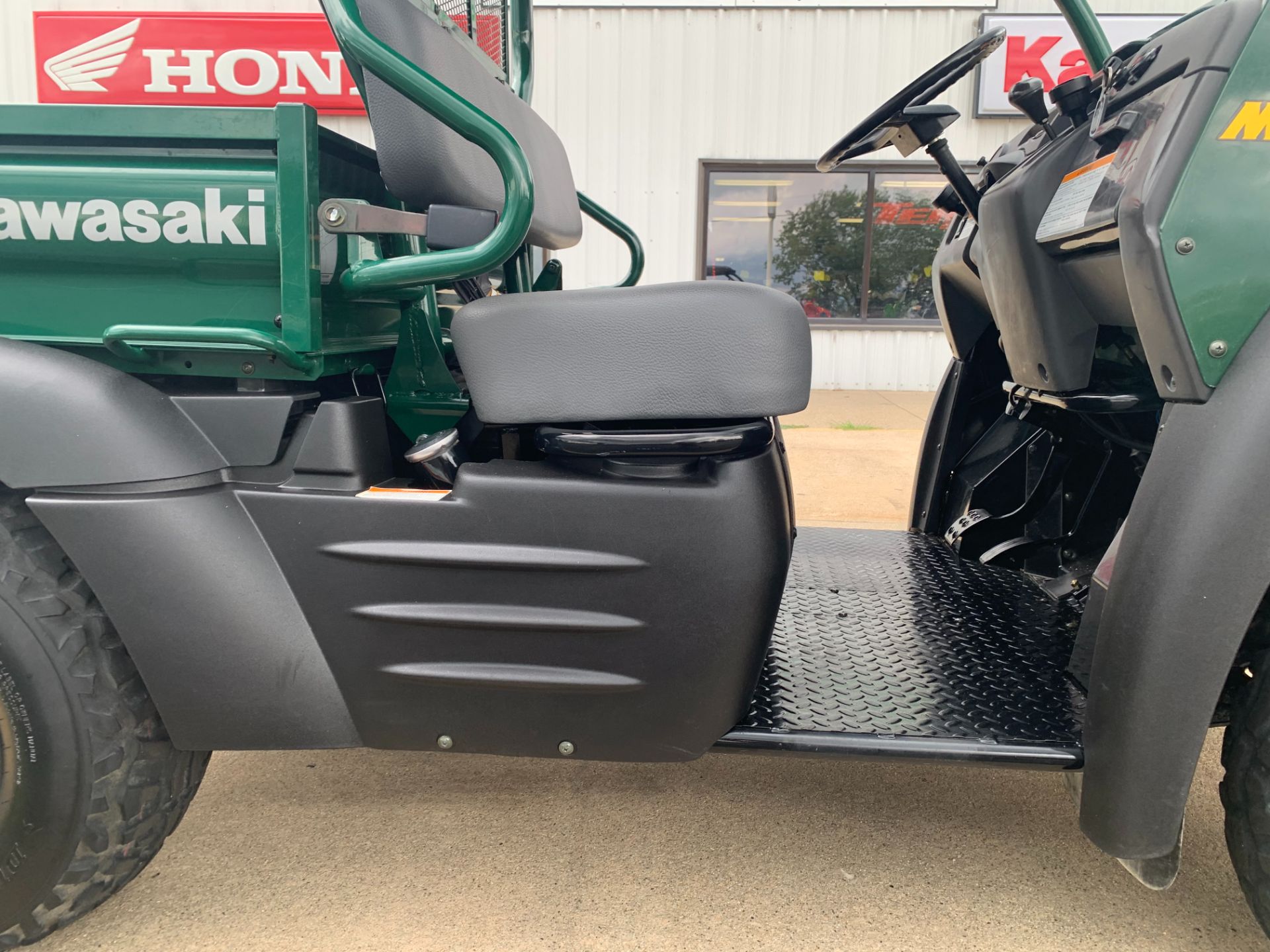 2007 Kawasaki KAF400 610 MULE 4X4 in Freeport, Illinois - Photo 16
