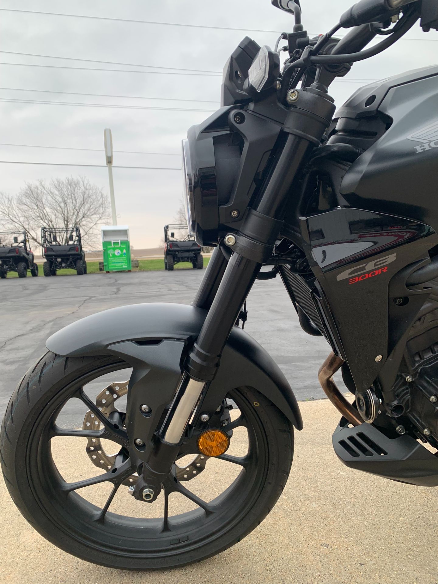 2024 Honda CB300R ABS in Freeport, Illinois - Photo 7