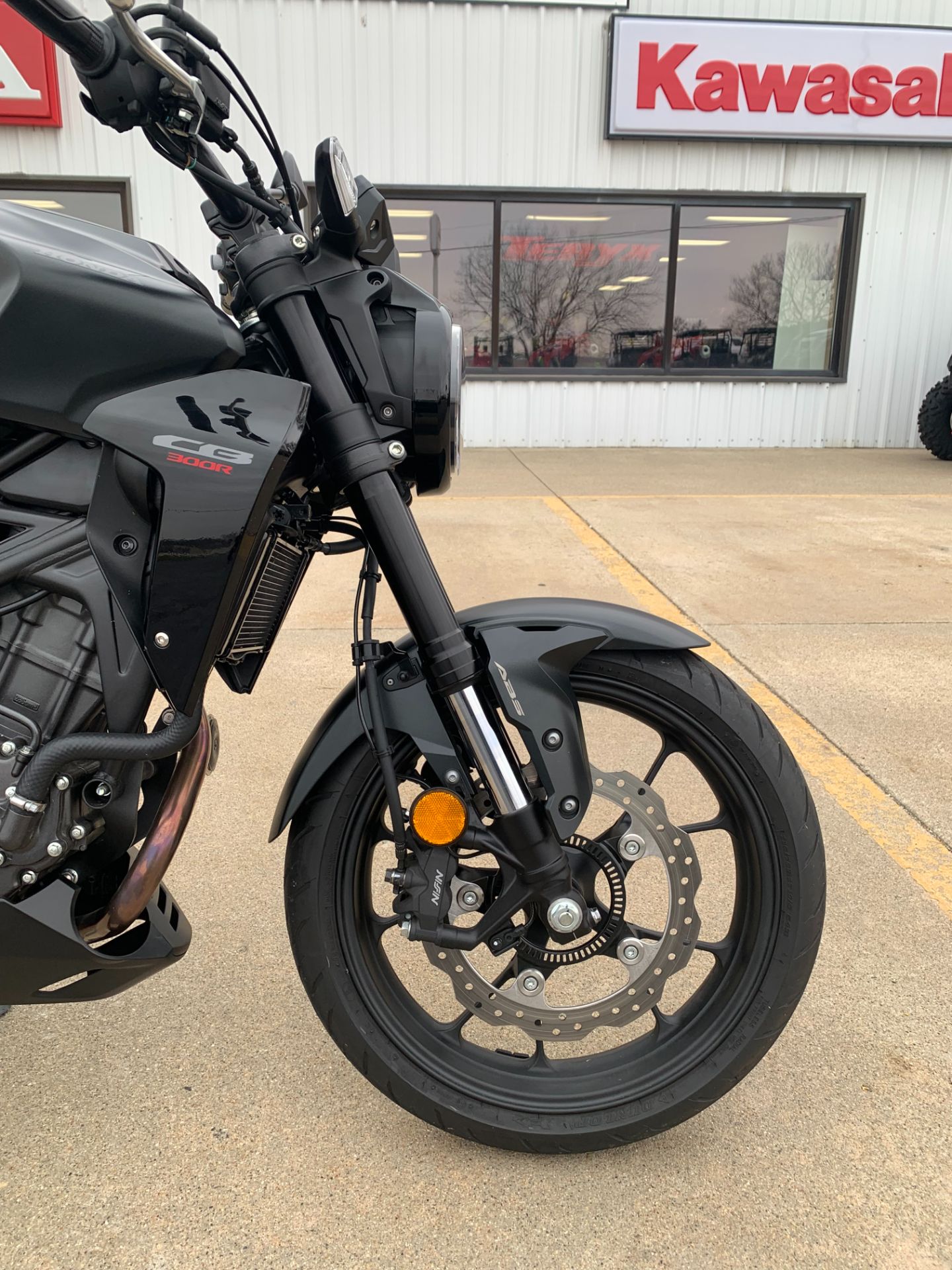 2024 Honda CB300R ABS in Freeport, Illinois - Photo 12