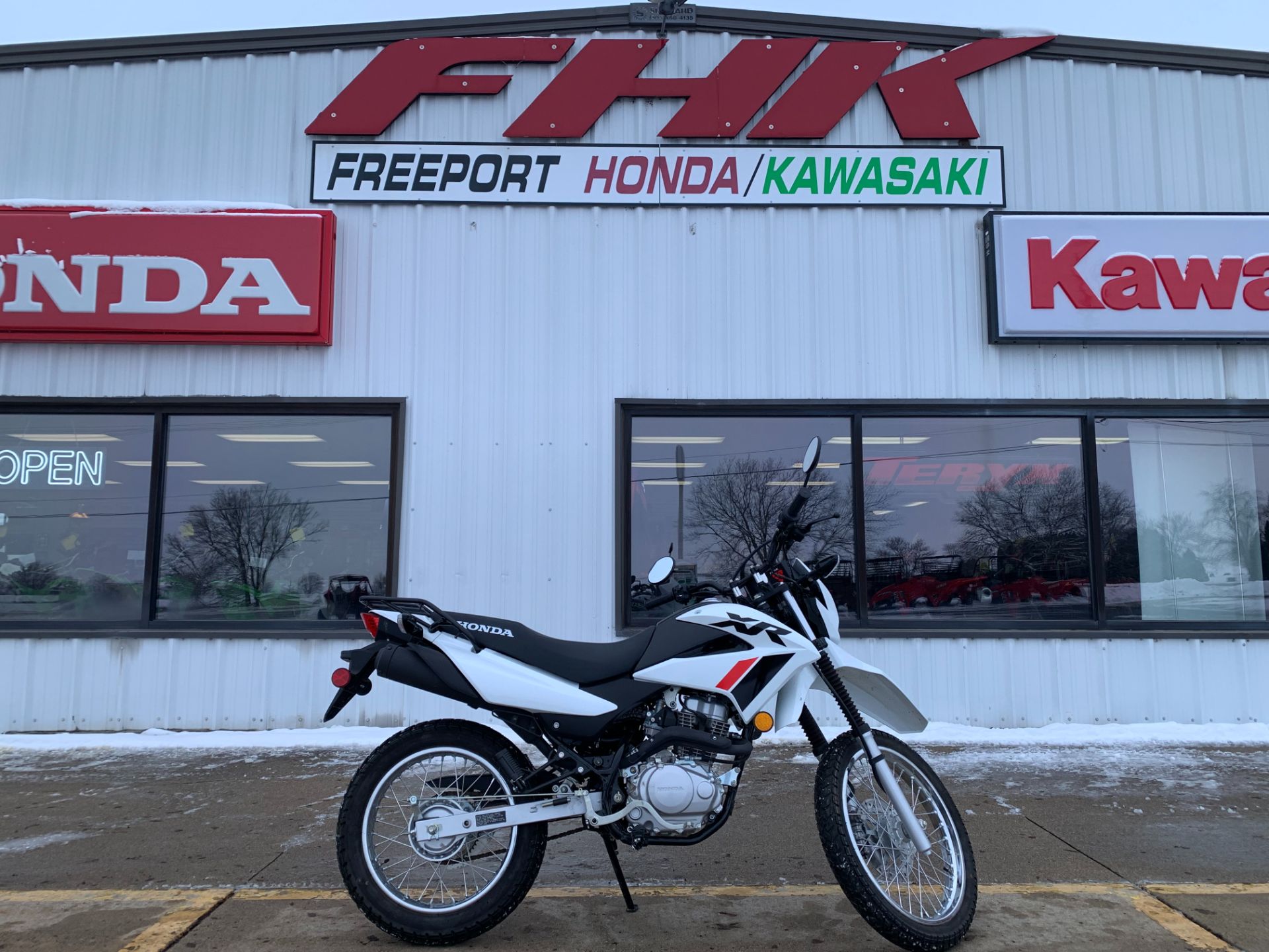 2024 Honda XR150L in Freeport, Illinois - Photo 1