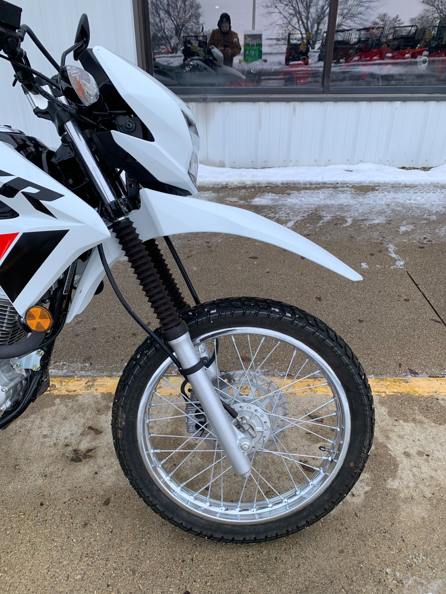 2024 Honda XR150L in Freeport, Illinois - Photo 12