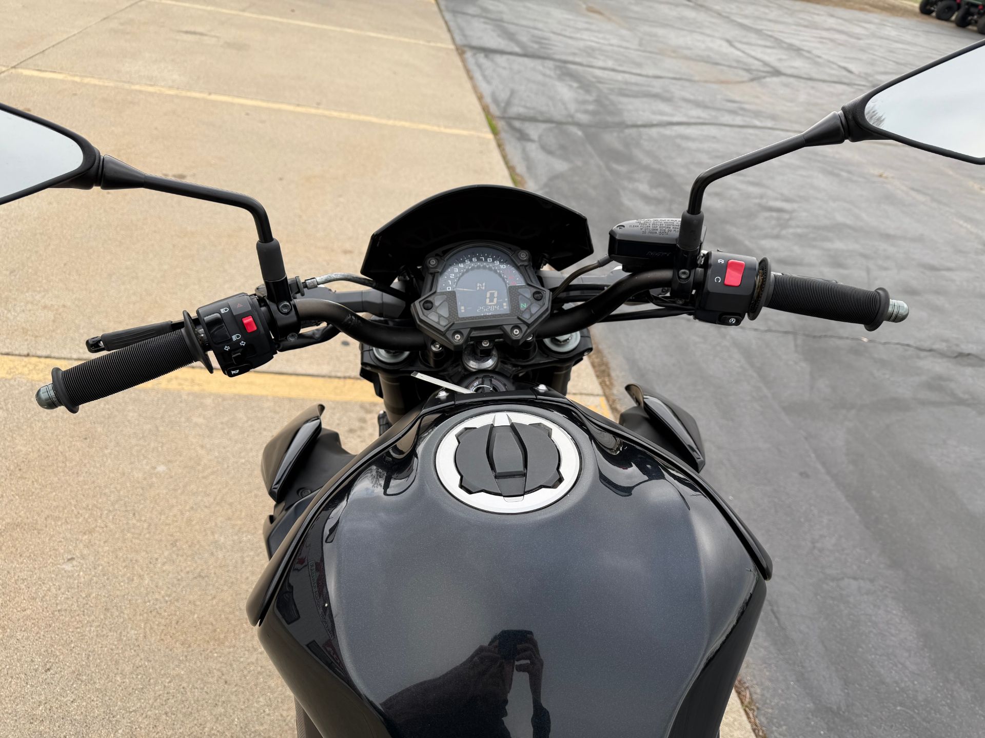 2017 Kawasaki Z900 in Freeport, Illinois - Photo 19