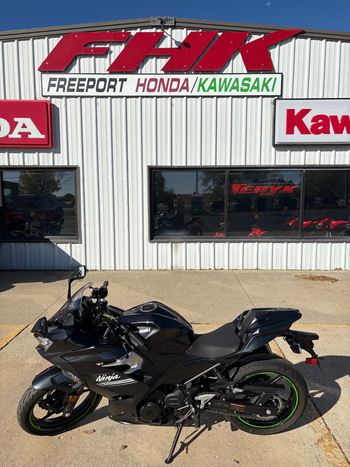 2022 Kawasaki EX400 NINJA in Freeport, Illinois - Photo 1