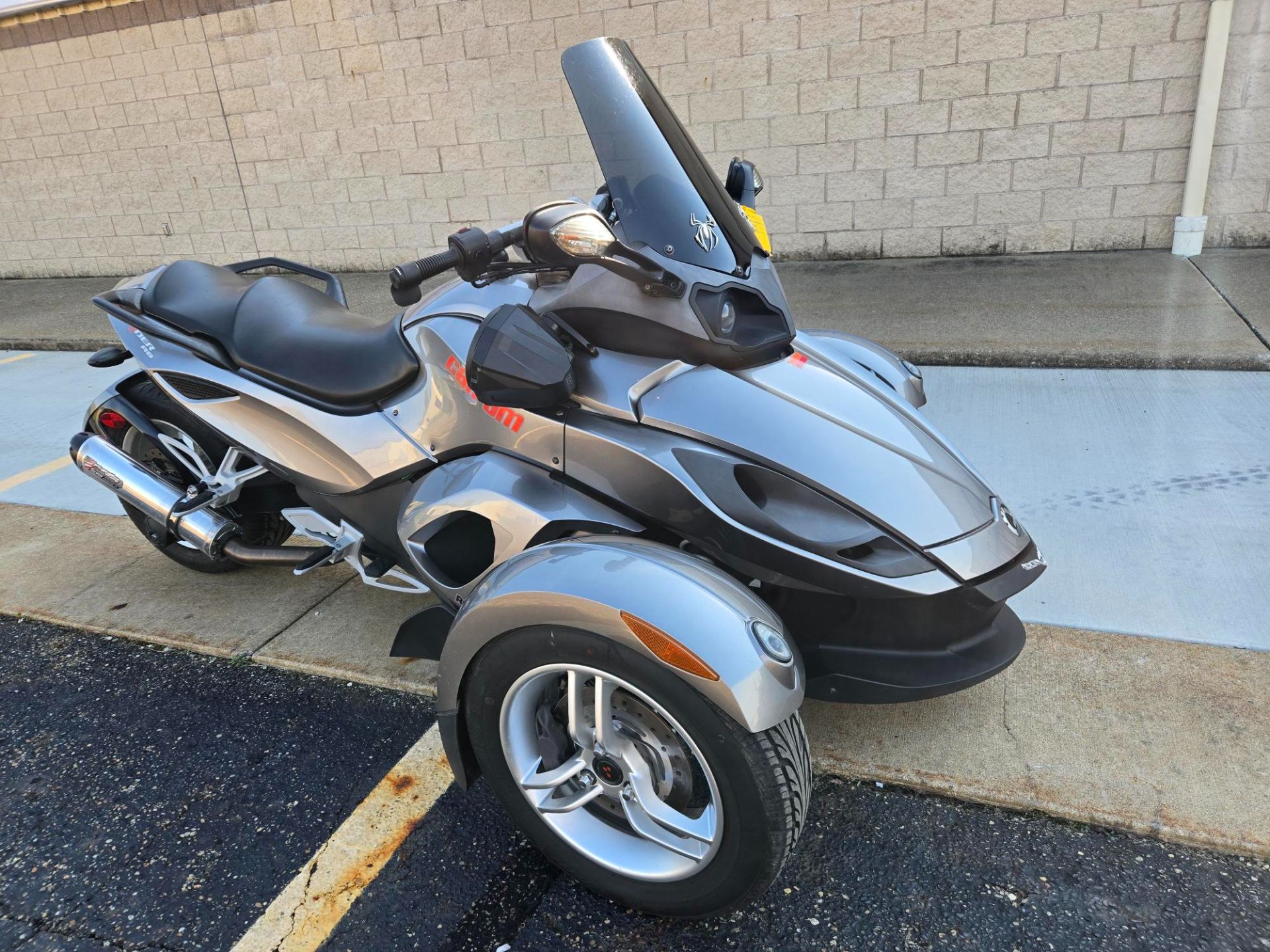 2011 Can-Am Spyder® RS SM5 in Canton, Ohio - Photo 1