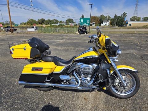 2012 Harley-Davidson CVO™ Ultra Classic® Electra Glide® in Canton, Ohio
