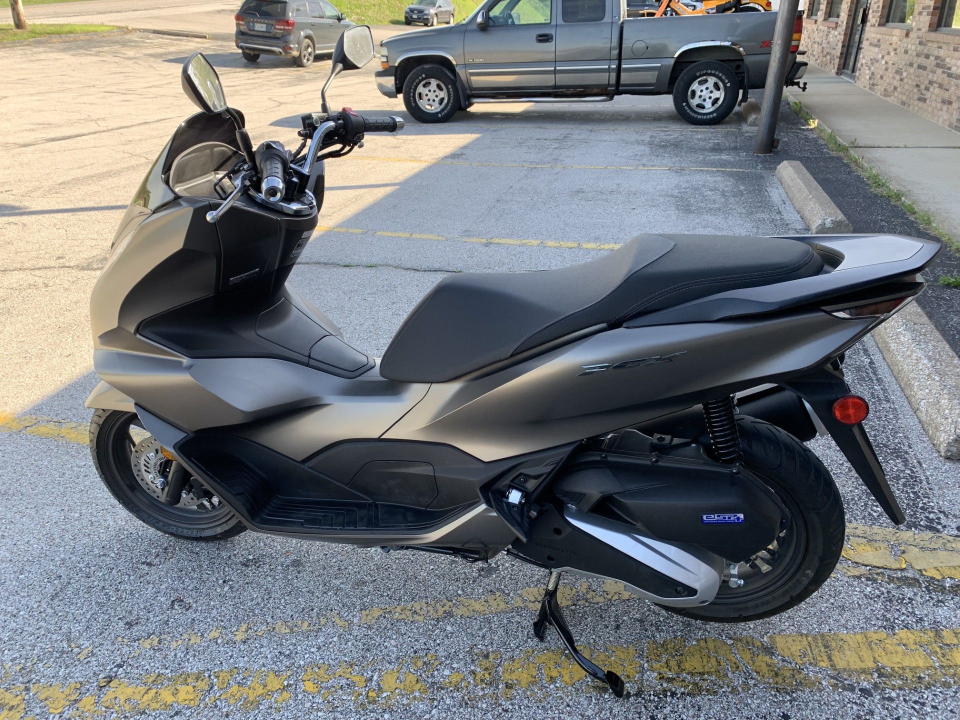 2023 Honda PCX150A wABS Brakes in Herculaneum, Missouri - Photo 5
