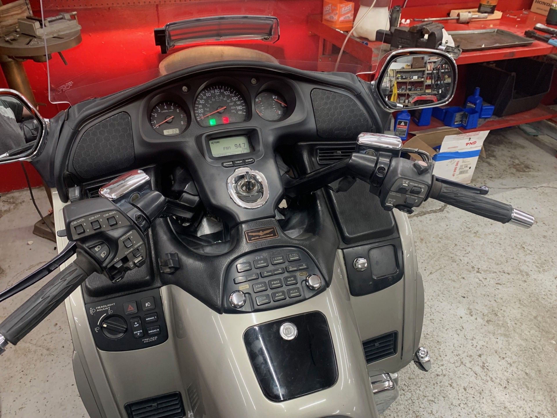 2002 Honda GL1800 GOLDWING in Herculaneum, Missouri - Photo 5