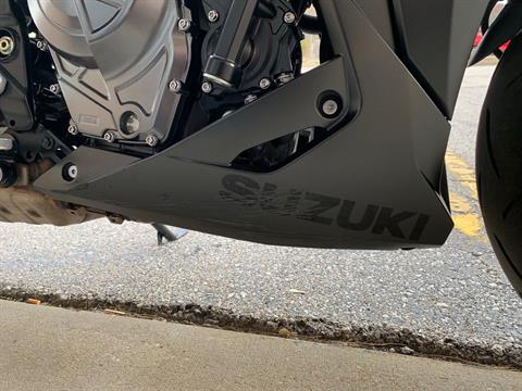 2025 Suzuki GSX800FRQ  (GSX-8R) in Herculaneum, Missouri - Photo 8