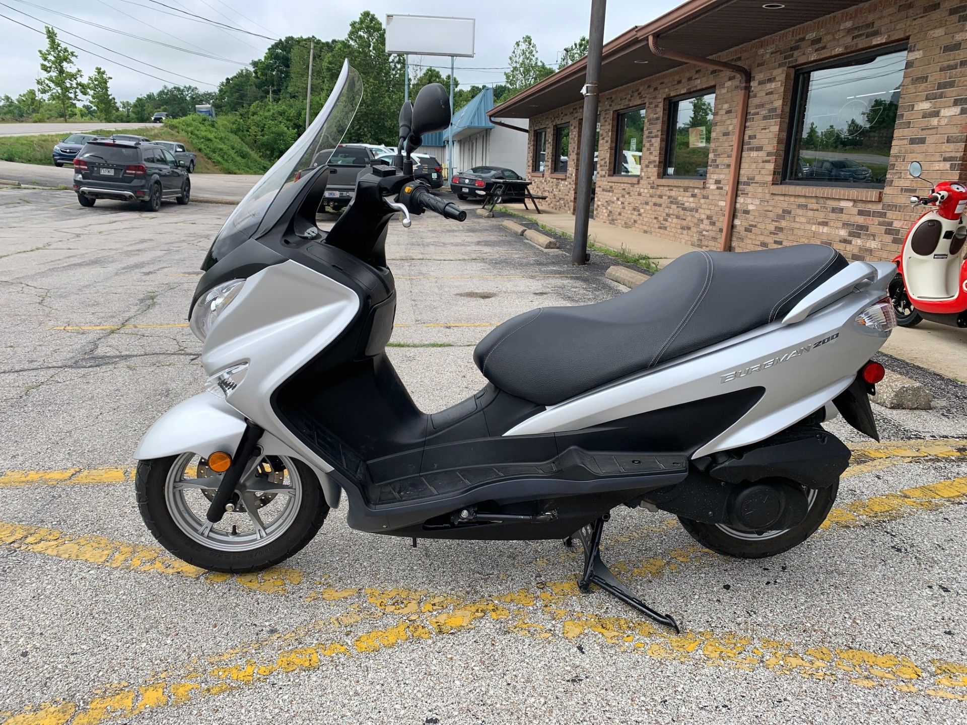 2014 Suzuki UL200 BURGMAN in Herculaneum, Missouri - Photo 4
