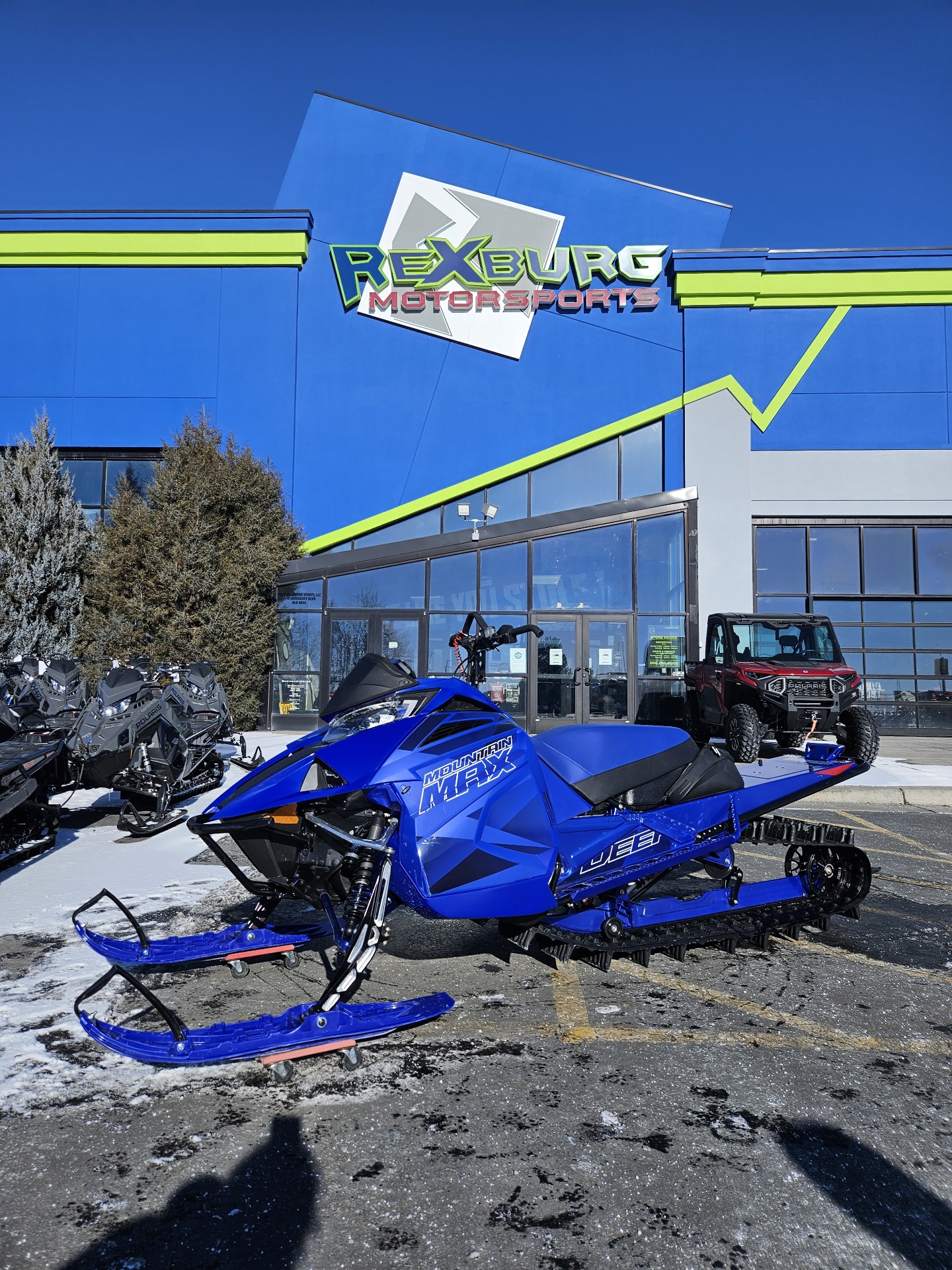 2023 Yamaha Mountain Max LE 165 in Rexburg, Idaho - Photo 1