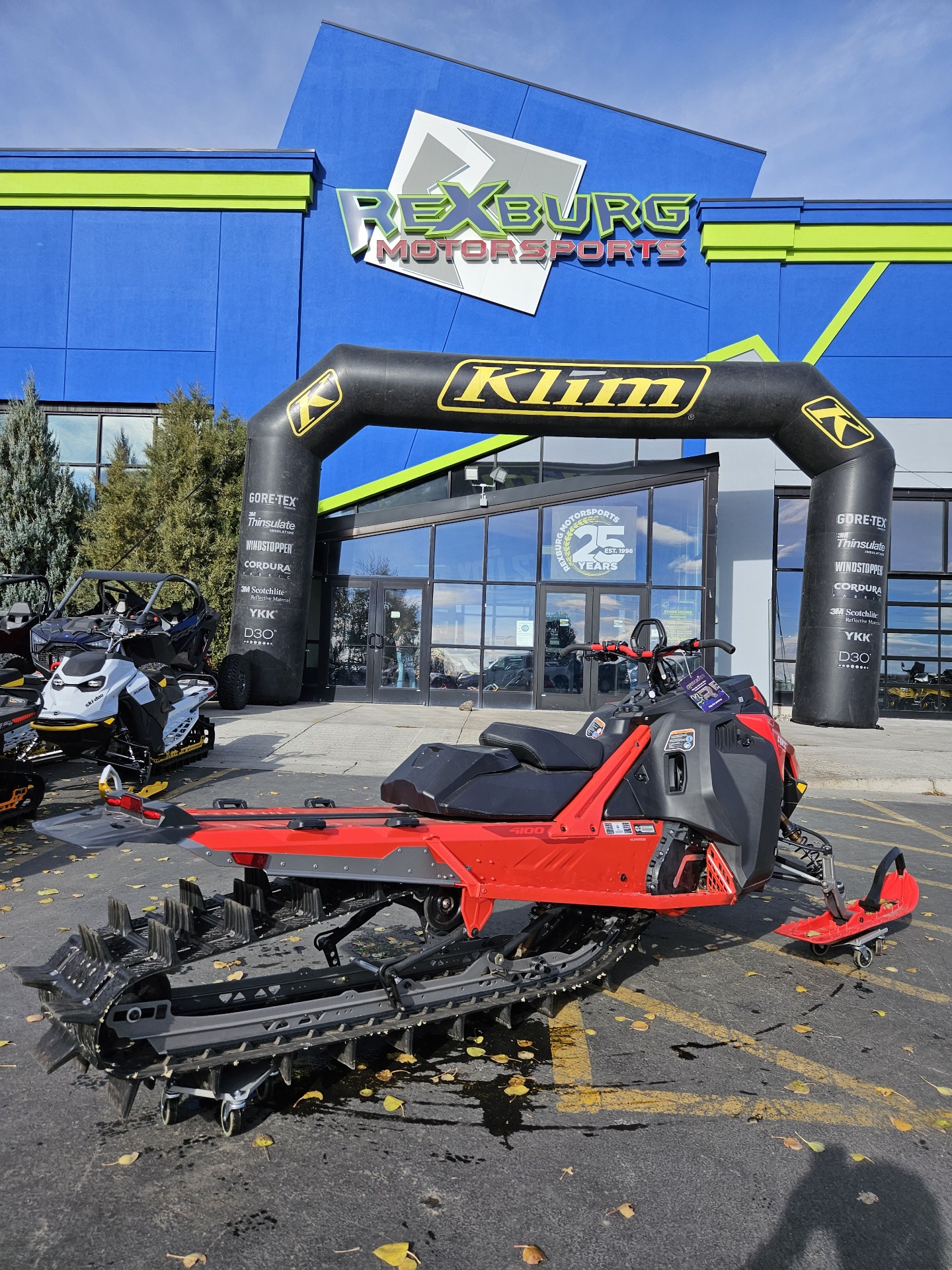 2023 LYNX Shredder DS 4100 850 E-TEC Turbo R PowderMax Light 3.0 SHOT w/ 10.25 in. Touchscreen in Rexburg, Idaho - Photo 3
