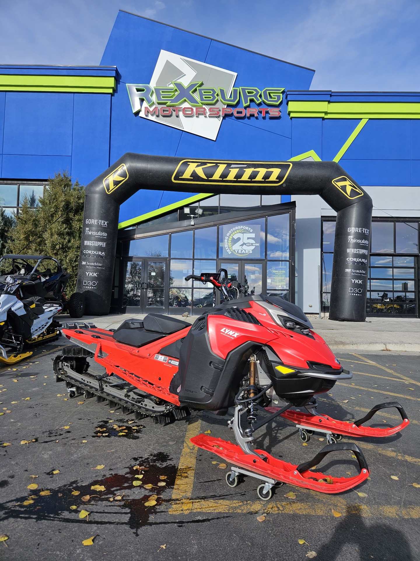 2023 LYNX Shredder DS 4100 850 E-TEC Turbo R PowderMax Light 3.0 SHOT w/ 10.25 in. Touchscreen in Rexburg, Idaho - Photo 2