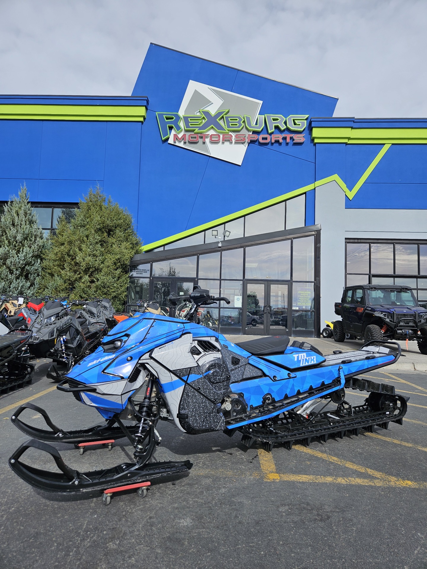 2023 Ski-Doo Summit X Expert 165 850 E-TEC Turbo R SHOT PowderMax X-Light 3.0 HAC in Rexburg, Idaho - Photo 1