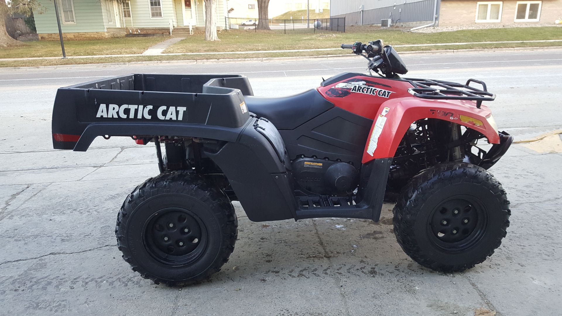 2014 Arctic Cat TBX® 700 in Mazeppa, Minnesota - Photo 2