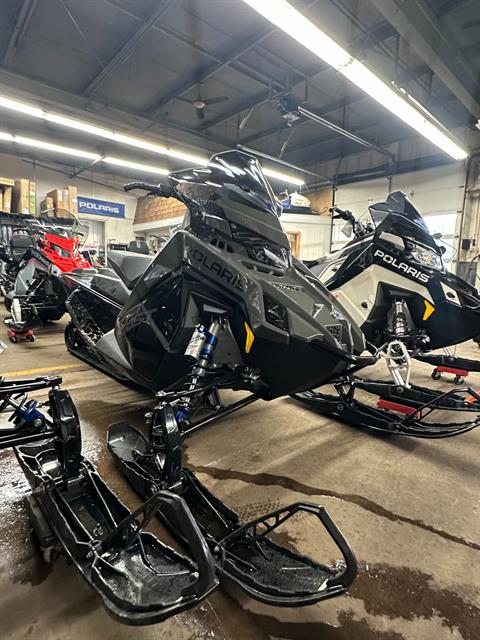 2025 Polaris Patriot Boost INDY VR1 137 SC ES