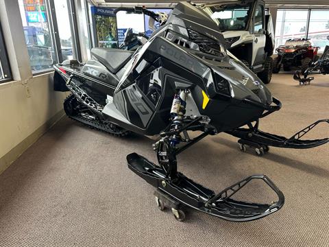 2025 Polaris 650 INDY XCR 136 SC ES