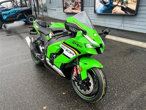 2025 Kawasaki Ninja ZX ¢-10R KRT Edition photo 2