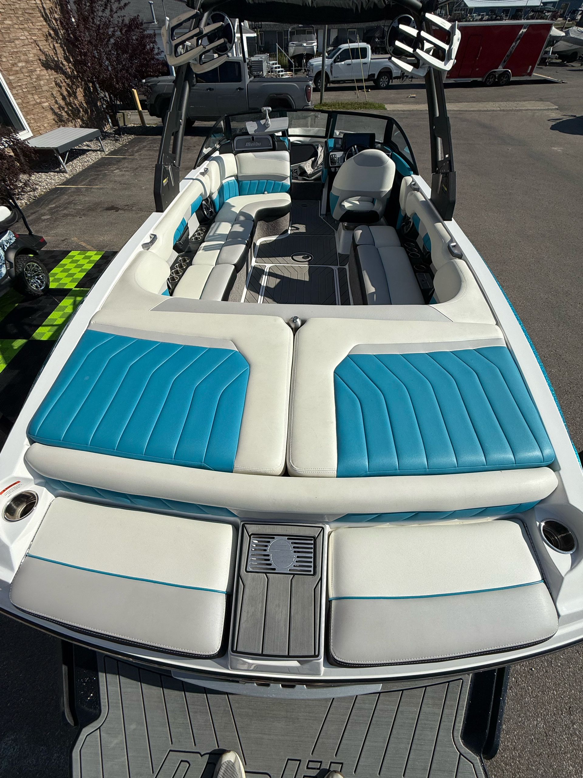 2017 Malibu Wakesetter 25 LSV in Gaylord, Michigan - Photo 5