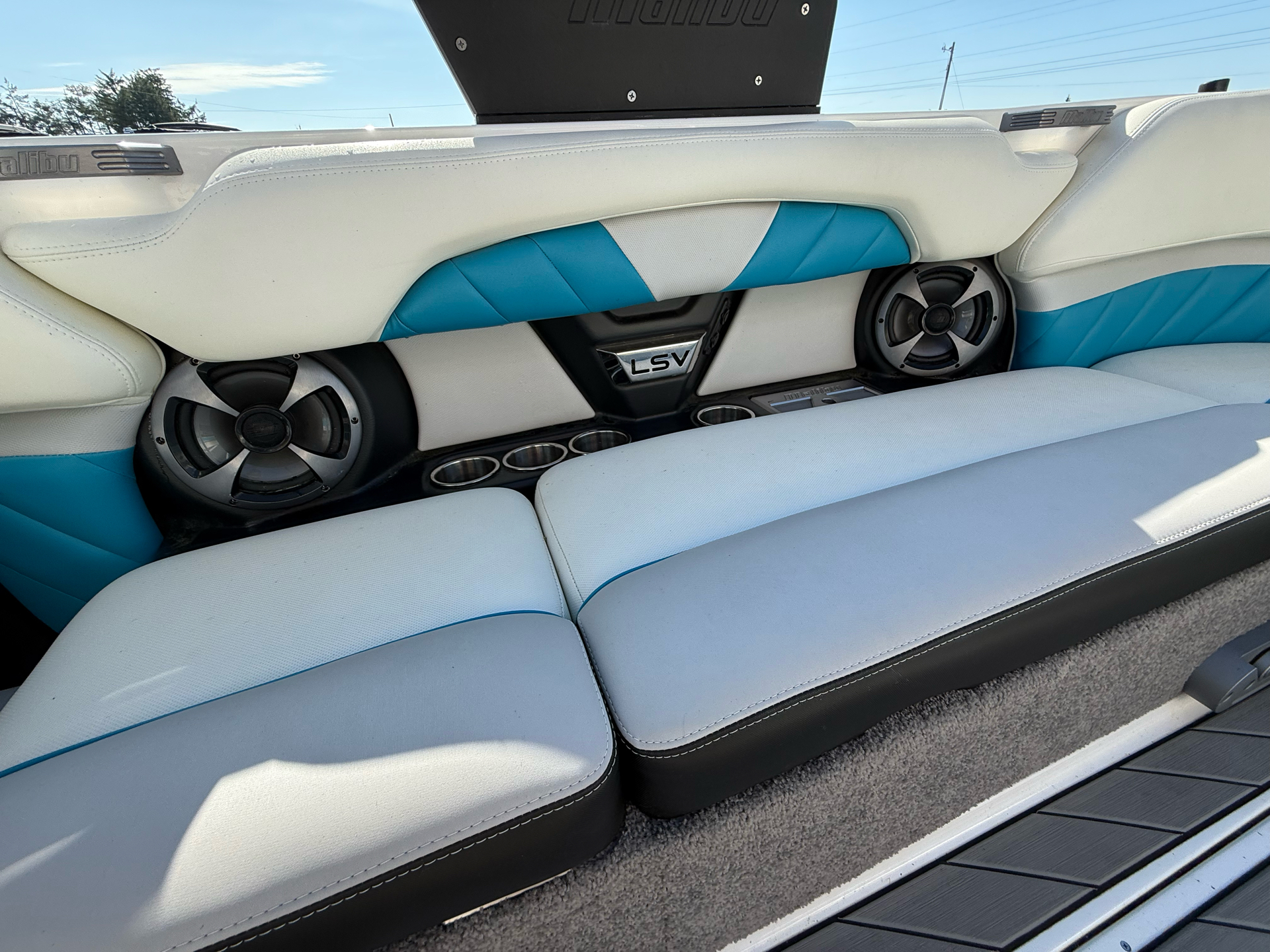 2017 Malibu Wakesetter 25 LSV in Gaylord, Michigan - Photo 9