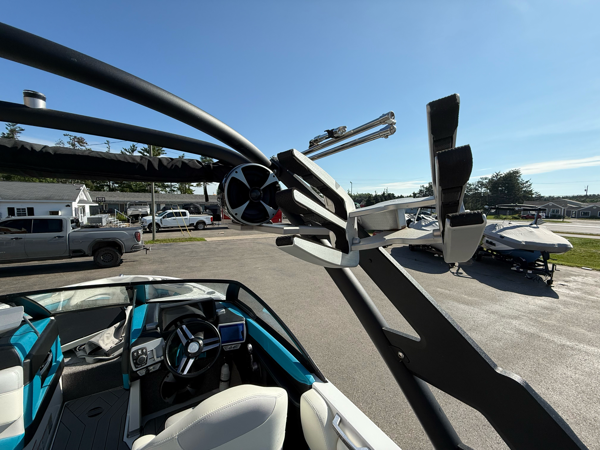 2017 Malibu Wakesetter 25 LSV in Gaylord, Michigan - Photo 11