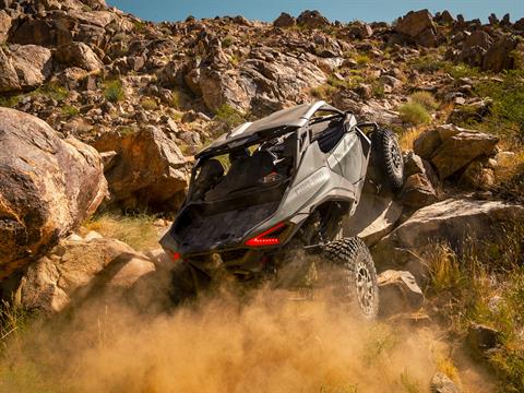 2026 Can-Am Maverick R X RC in Canton, Ohio - Photo 9