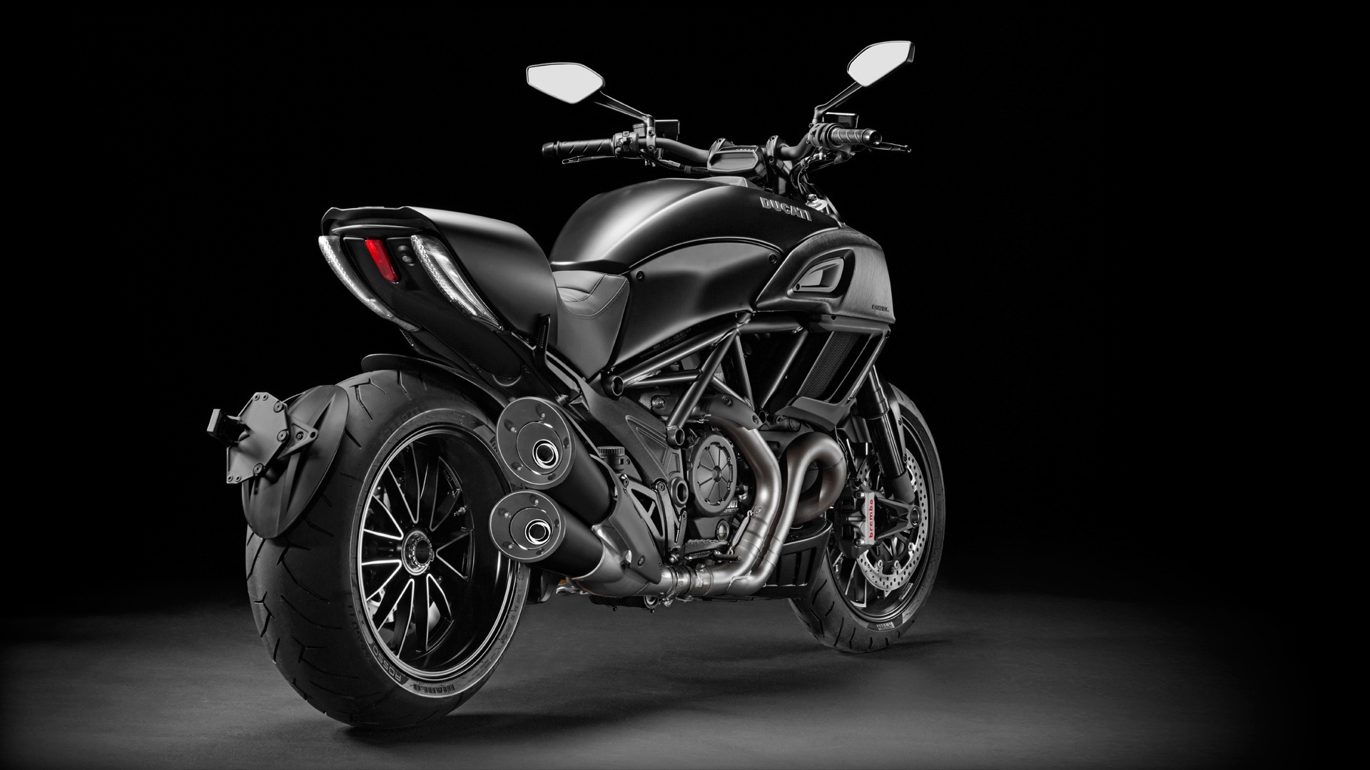 2016 Ducati Diavel in Davenport, Iowa - Photo 6