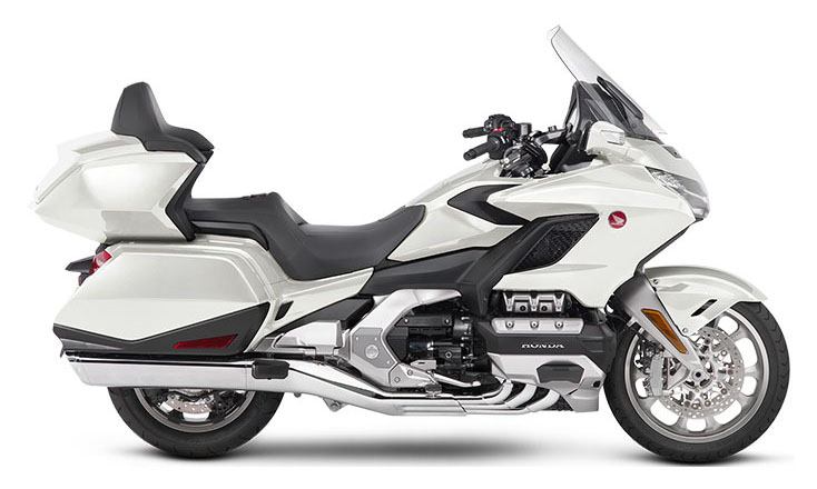 2018 Honda Gold Wing Tour Automatic DCT in Davenport, Iowa - Photo 3