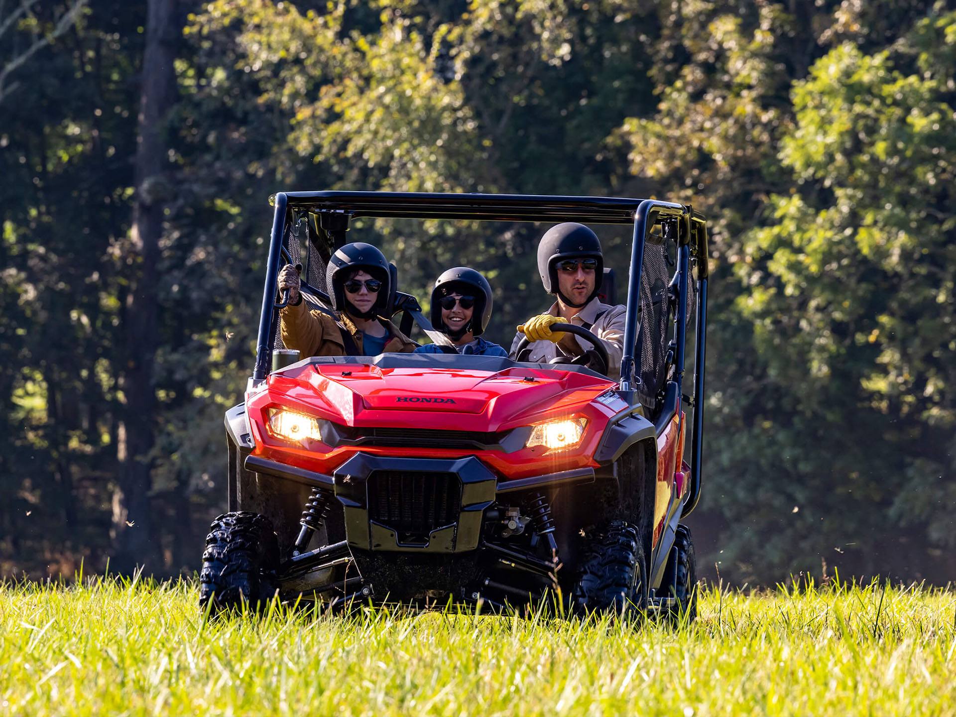 2023 Honda Pioneer 1000-5 in Freeport, Illinois - Photo 5