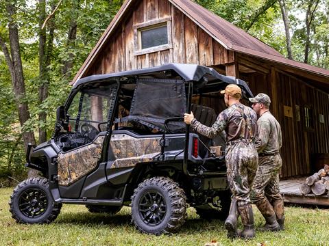 2023 Honda Pioneer 1000-5 in Freeport, Illinois - Photo 6
