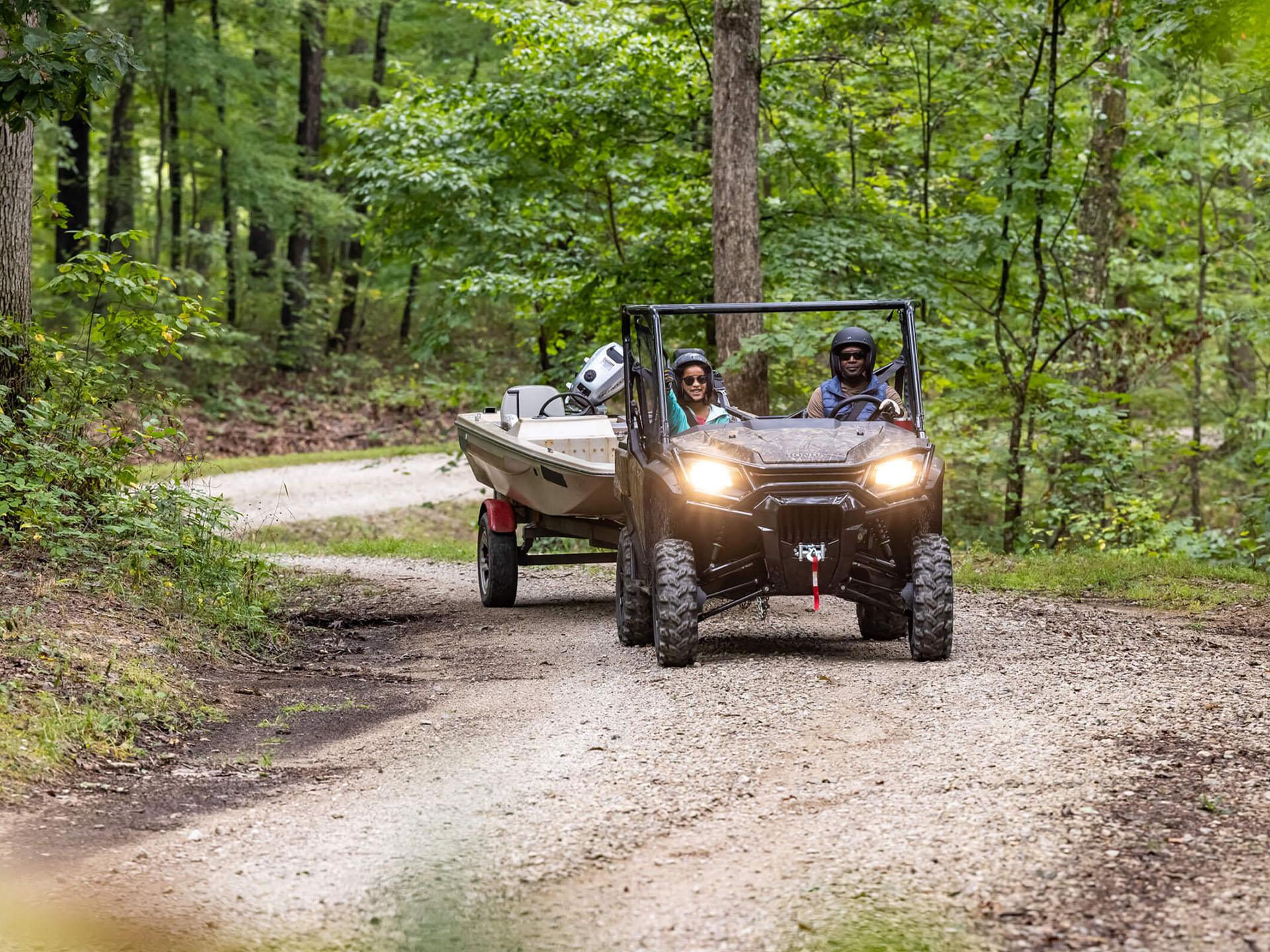 2023 Honda Pioneer 1000 Deluxe in Freeport, Illinois - Photo 4