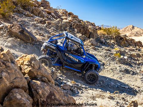 2023 Honda Talon 1000R FOX Live Valve in Freeport, Illinois - Photo 10