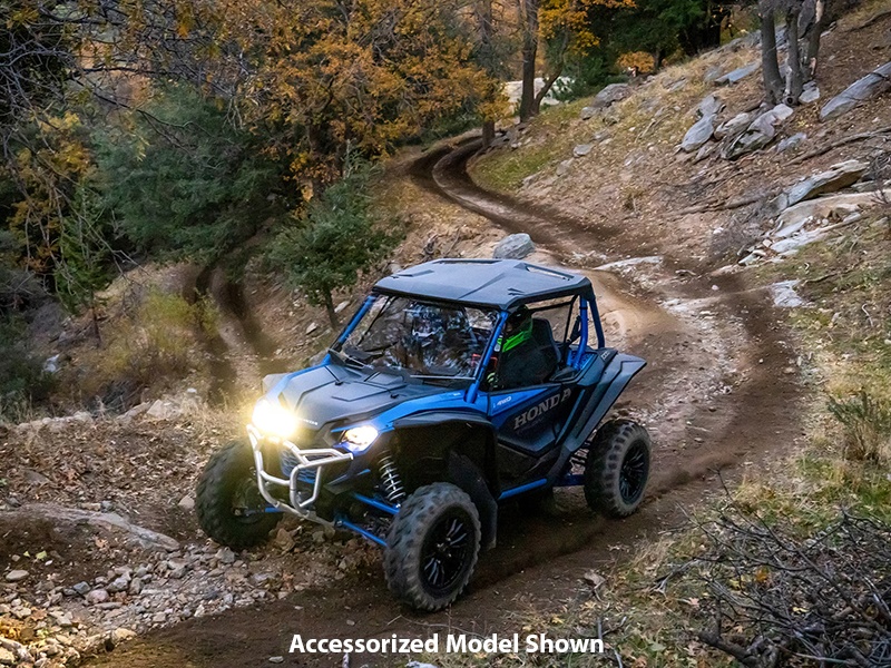 2023 Honda Talon 1000R FOX Live Valve in Freeport, Illinois - Photo 11