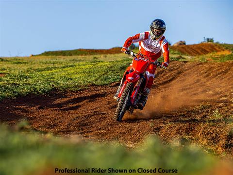 2025 Honda CRF250RWE in Greensburg, Indiana - Photo 16