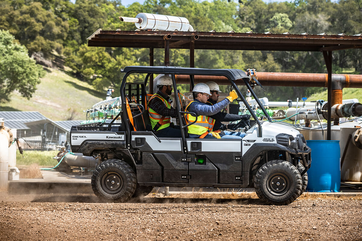 2023 Kawasaki MULE PRO-DXT EPS Diesel FE in Freeport, Illinois - Photo 7