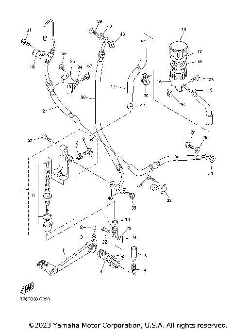 REAR MASTER CYLINDER