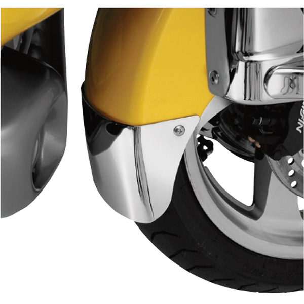 Show chrome accessories for goldwing top