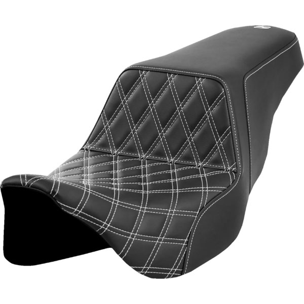 Saddlemenツアー Step-Up シート ブラック SADDLEMEN® STEP-UP™ SEATS FOR DRESSER / TOURING for Sale