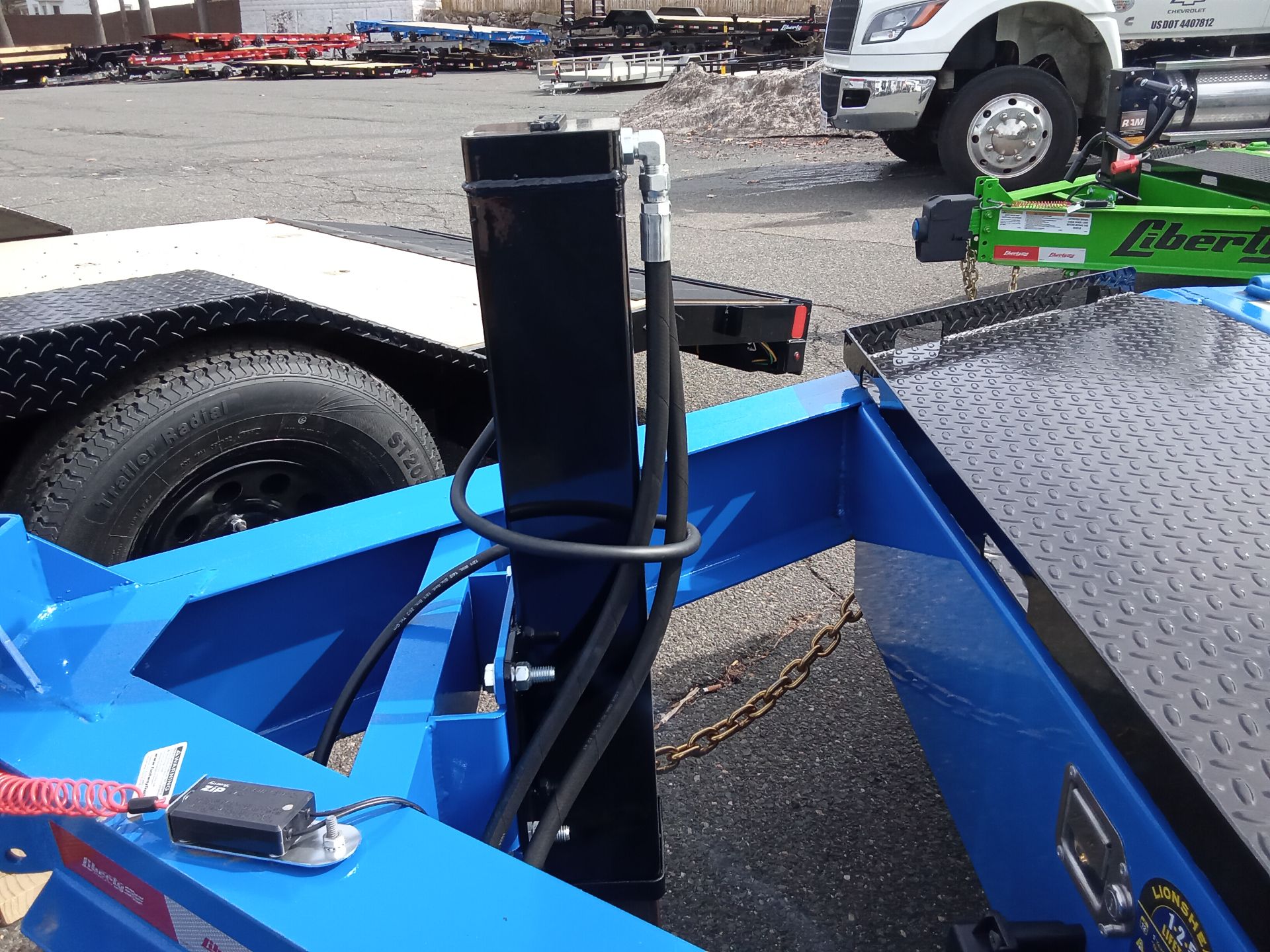 15.4K Tilt Trailer photo 2