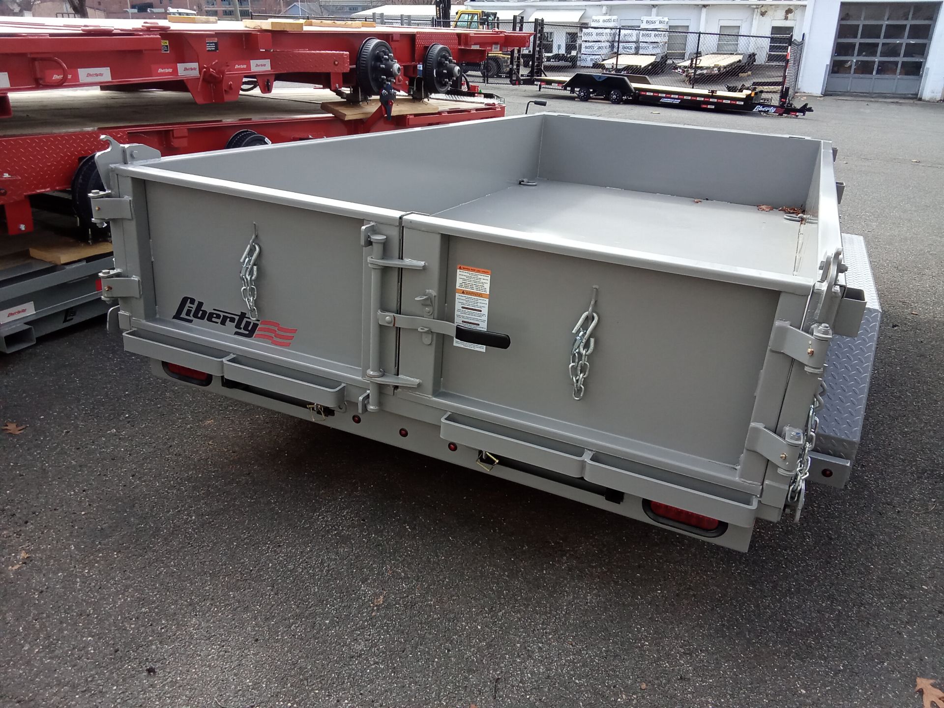 10.0K Dump Trailer photo 2