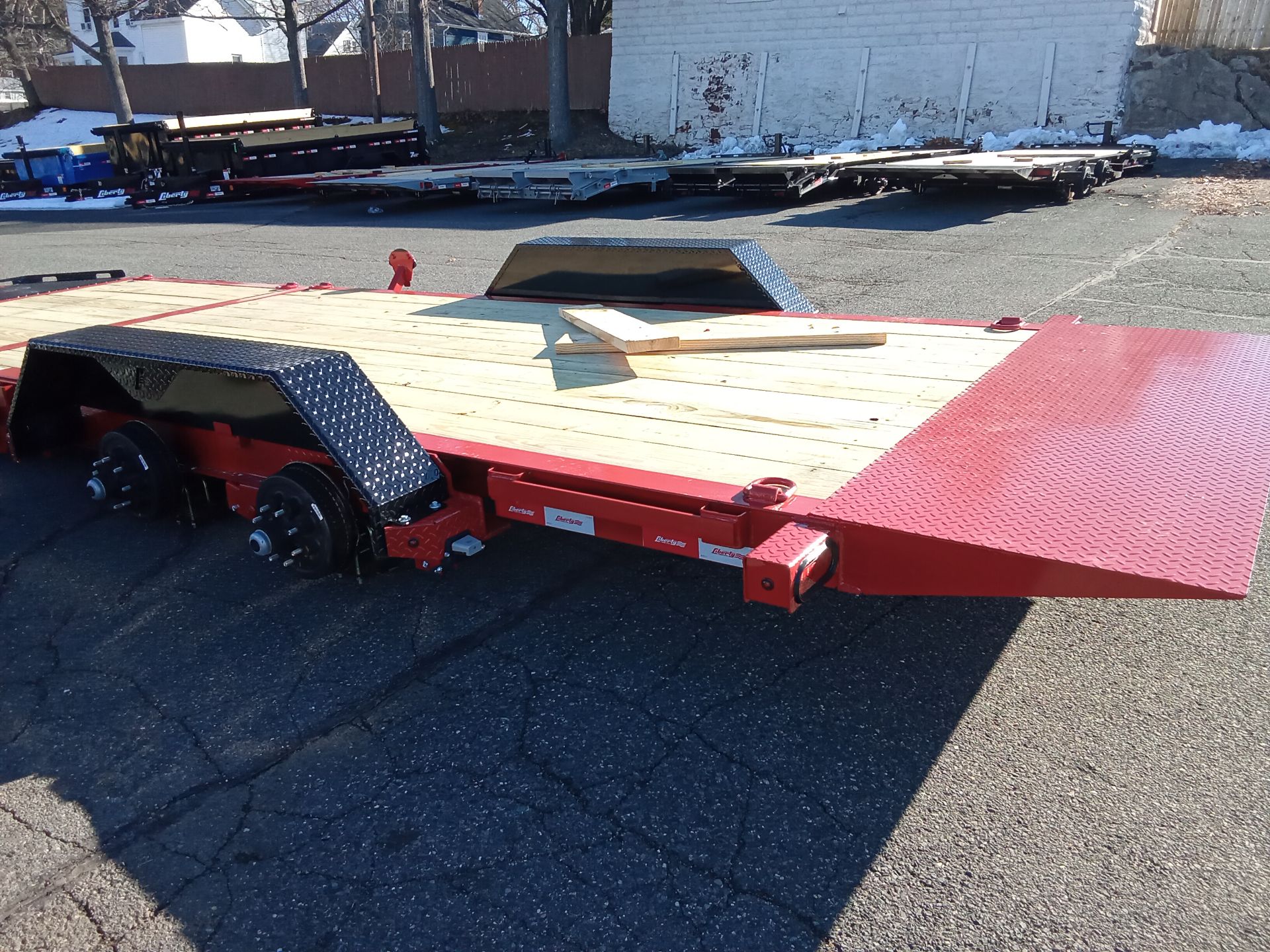 15.4K Tilt Trailer photo 4