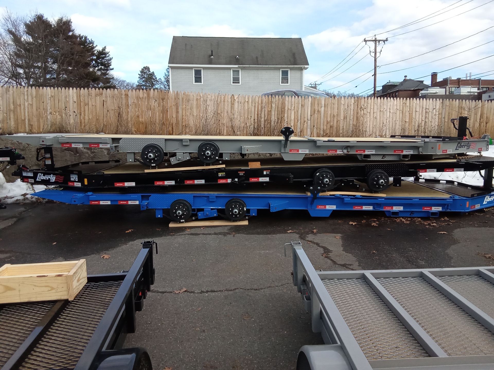 15.4K Tilt Trailer photo 4