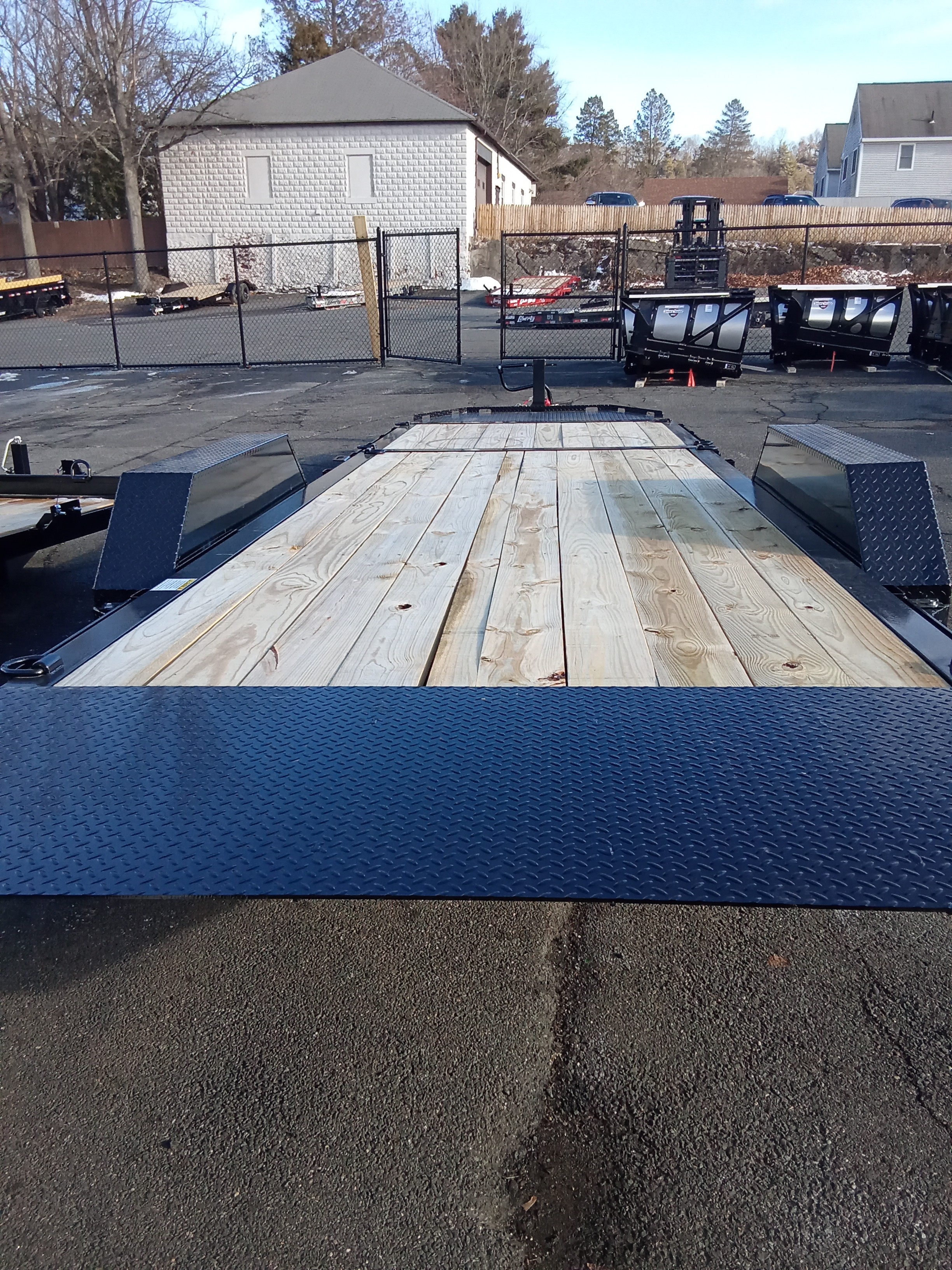 15.4K Tilt Trailer photo 3