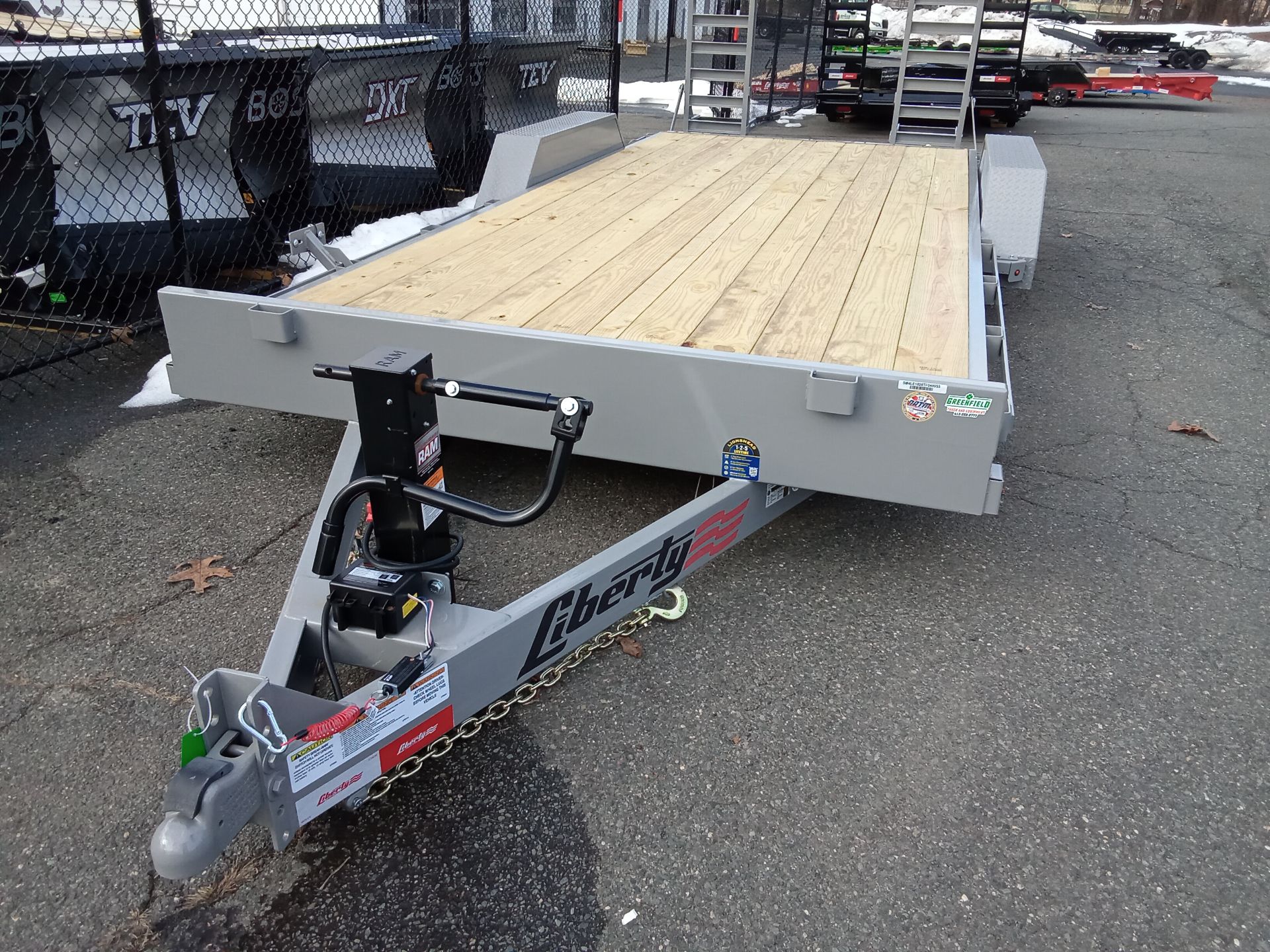 14K Dovetail Trailer