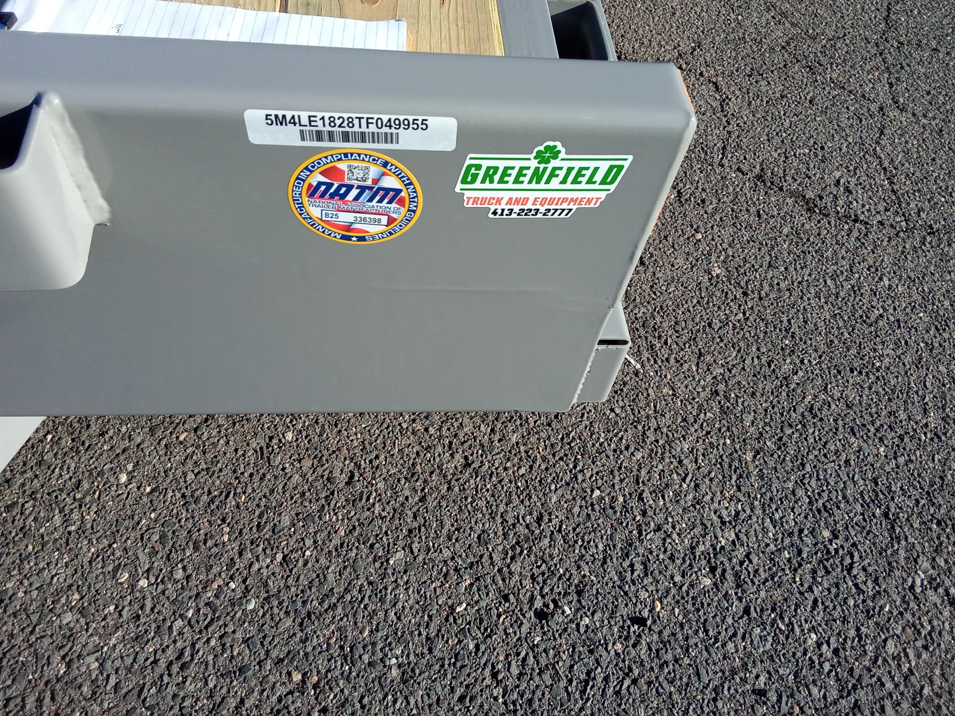 14K Dovetail Trailer photo 4