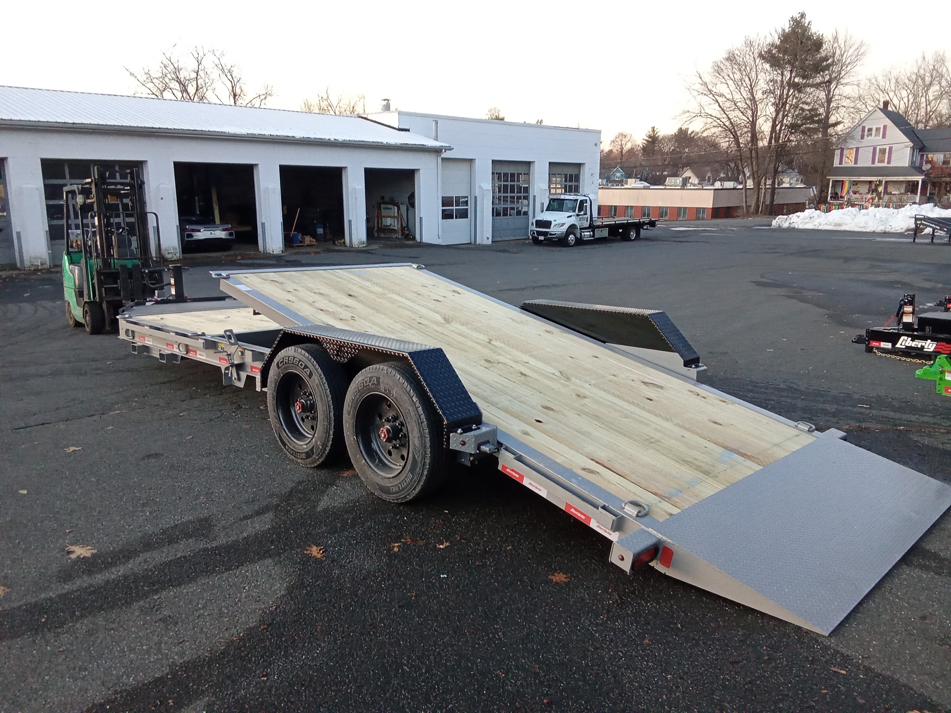 17.5K Tilt Trailer