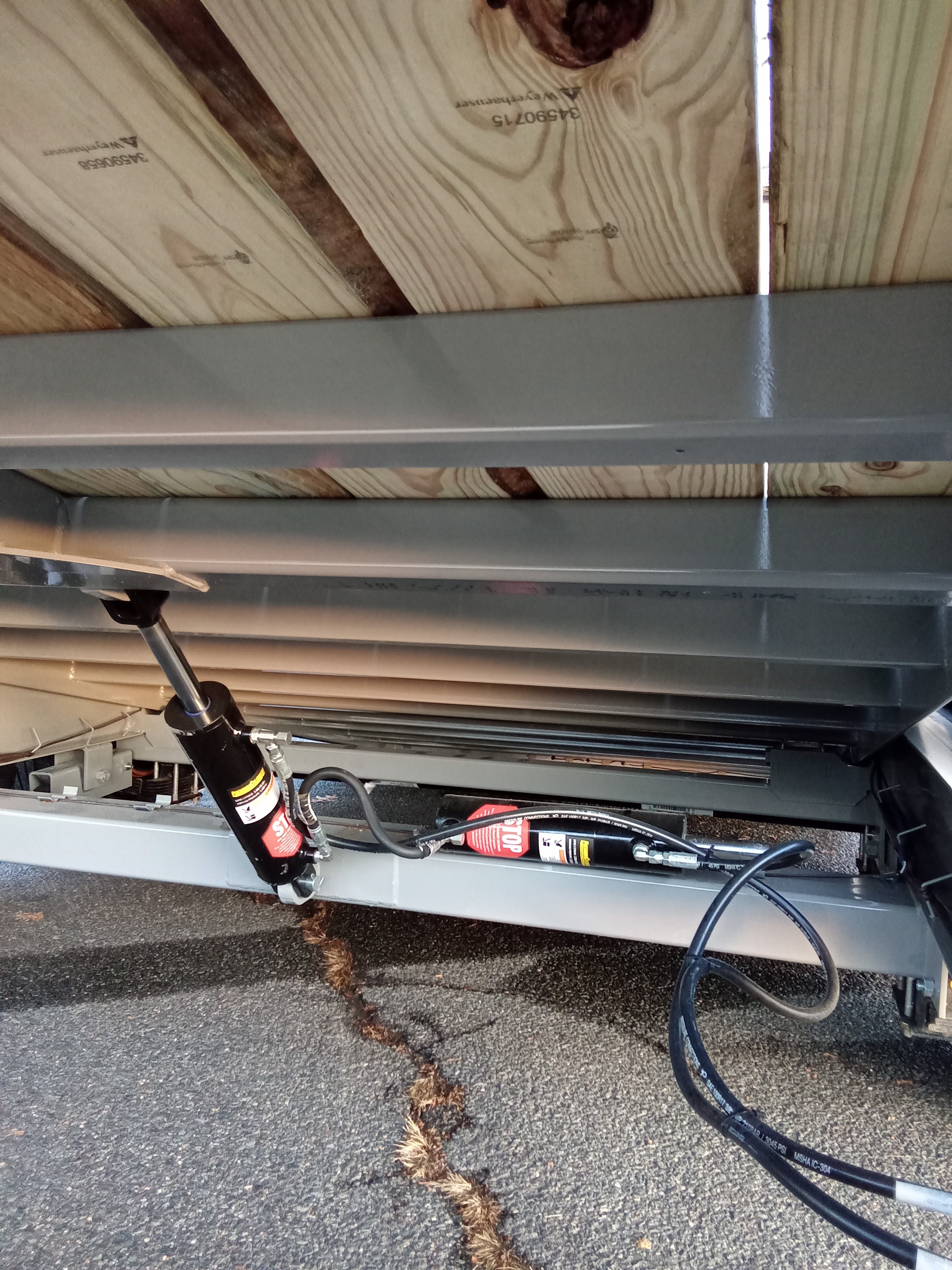 17.5K Tilt Trailer photo 7