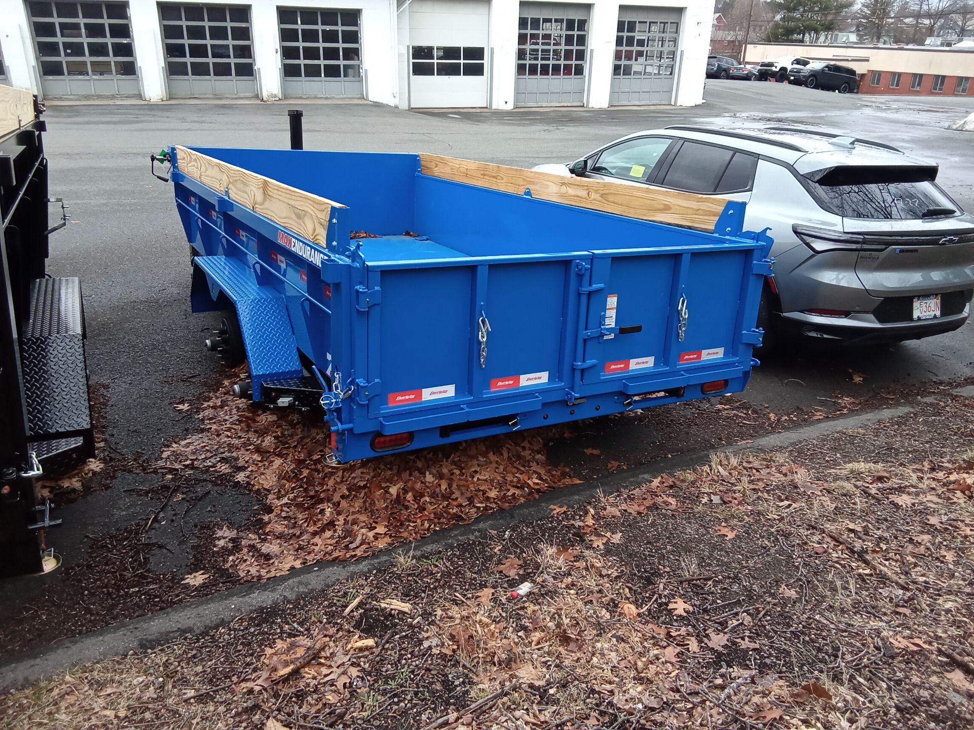 15.4K Dump Trailer photo 2
